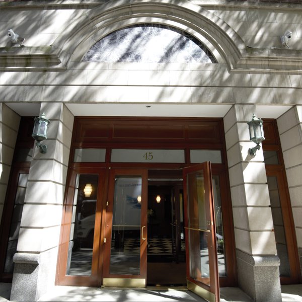 
            45 West 67th Condominium Building, 45 West 67th Street, New York, NY, 10023, Lincoln Square NYC Condos        